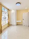 VV6-26 02.webp