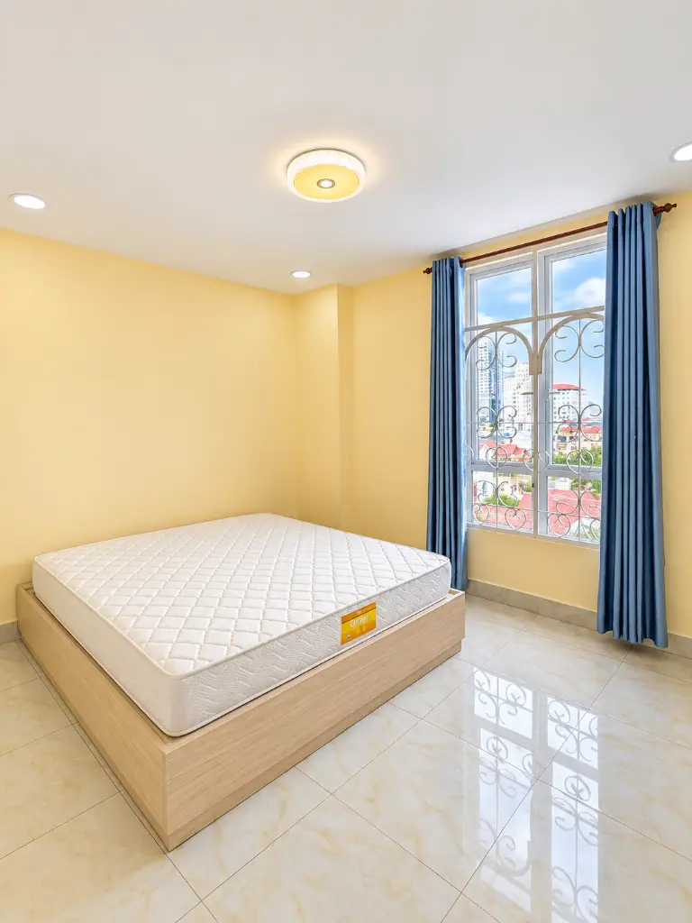 VV6-66 01.webp